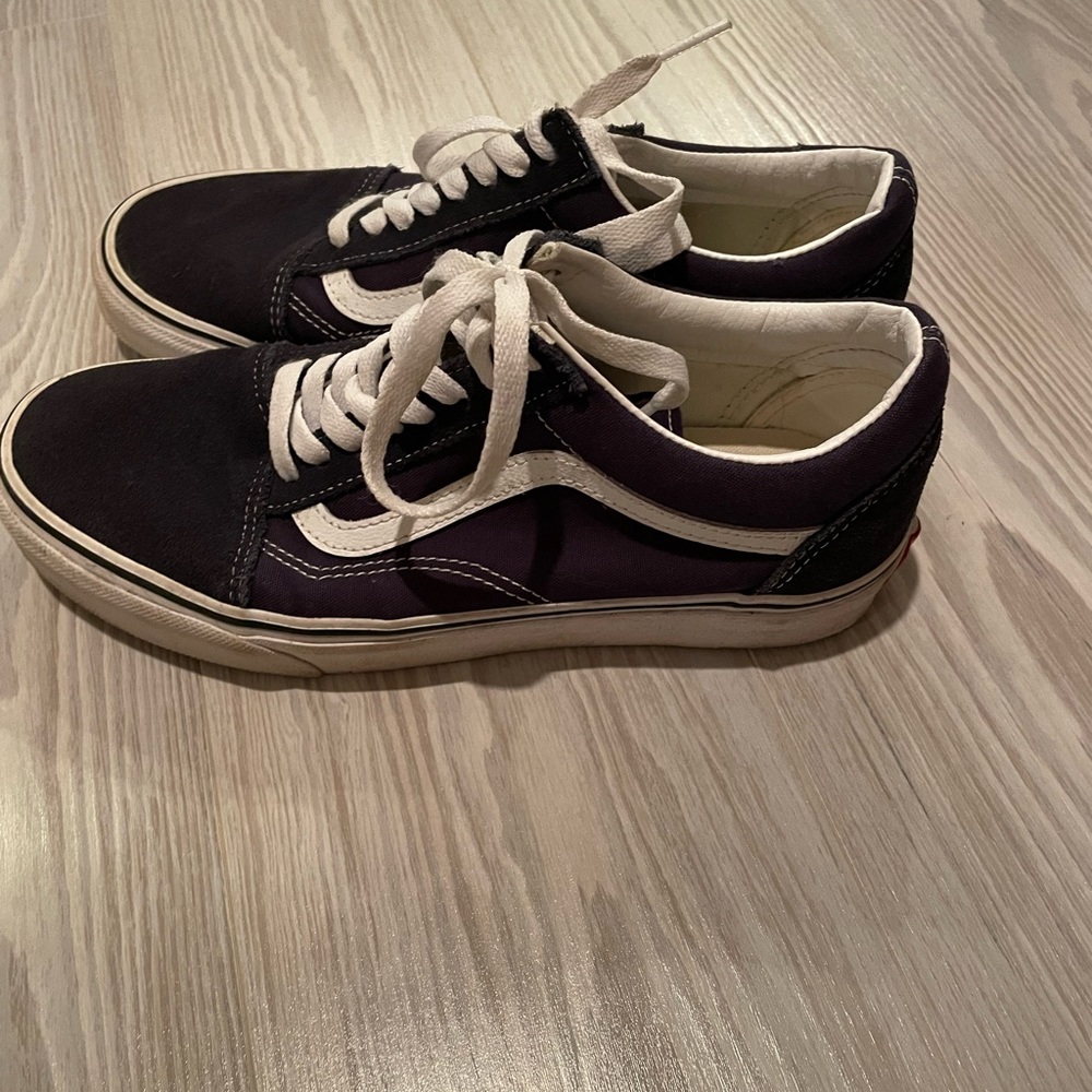 Men’s size 8 vans